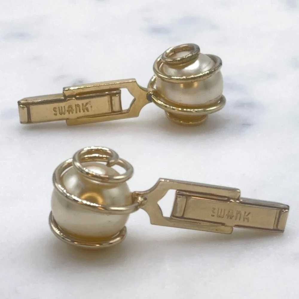 Vintage Mens Swank Light Gold Tone Large Pearl Spiral Round Cufflinks